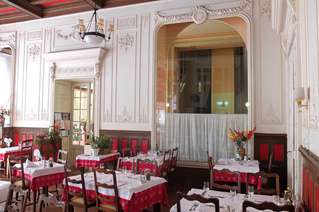 Hôtel Restaurant d'Alsace Plombières-les-Bains Exterior foto