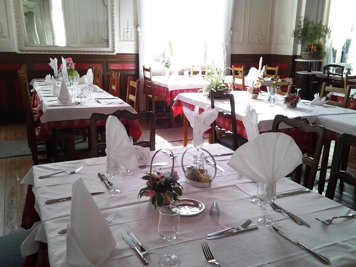 Hôtel Restaurant d'Alsace Plombières-les-Bains Exterior foto