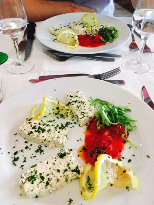 Hôtel Restaurant d'Alsace Plombières-les-Bains Exterior foto